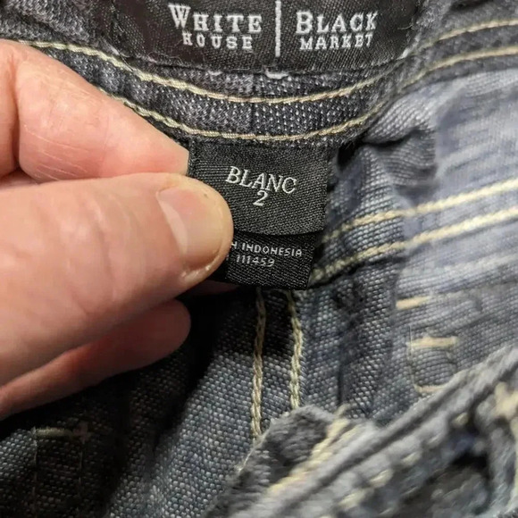 White House Black Market Cropped Jeans - 2 - Picture 6 of 8